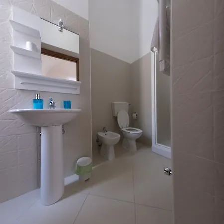 Гостевой дом Enjoy Трани