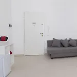 Enjoy Гостевой дом Трани