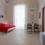 Enjoy 3* Трани