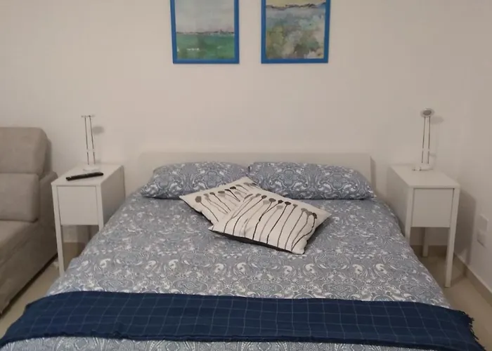 בית הארחה Enjoy 3*